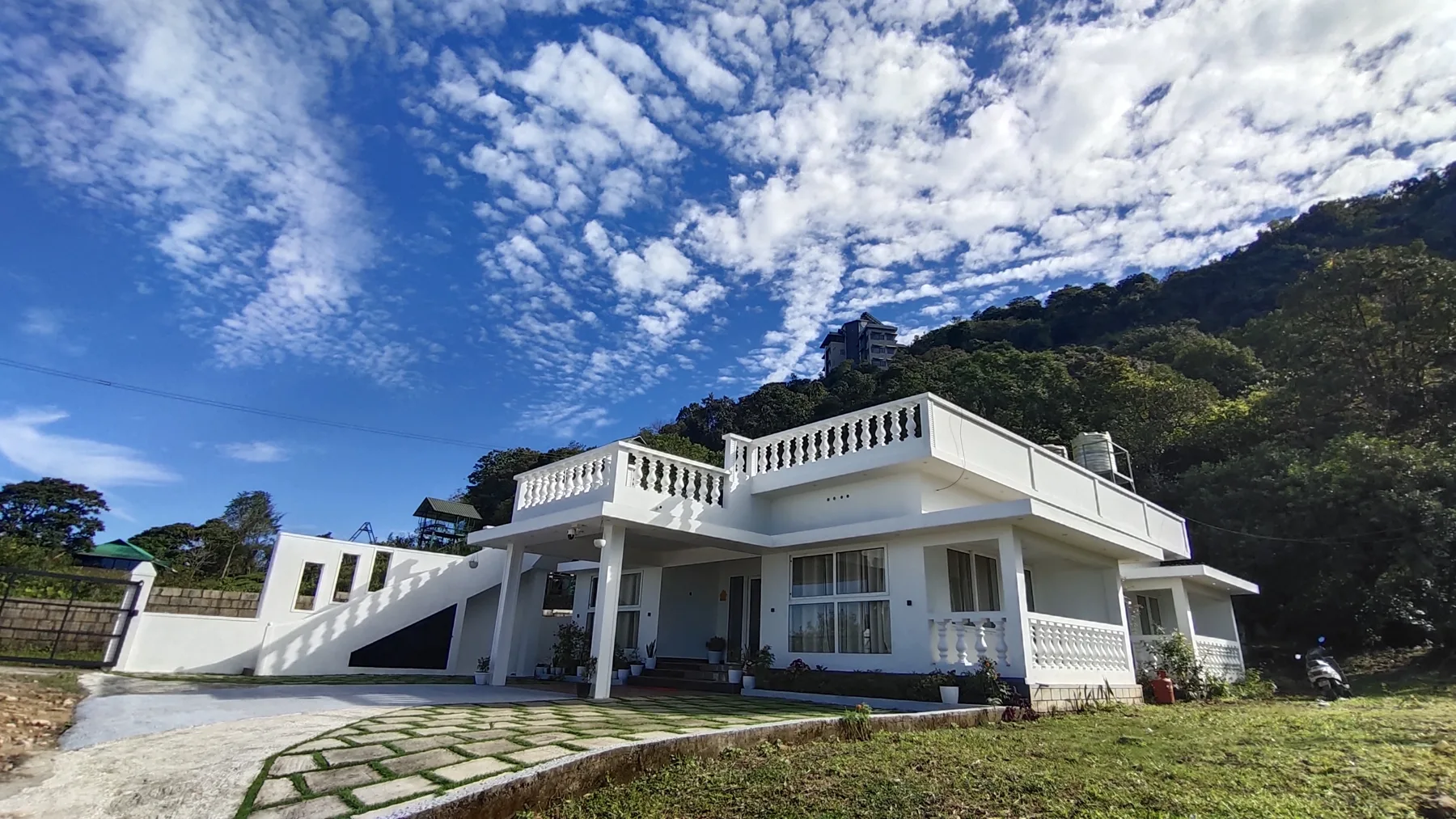 The villa under a blue Vagamon sky
